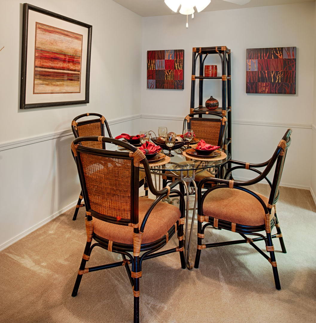 Woodbury Commons, Parma, OH Home