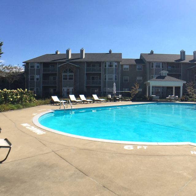 Woodbury Commons, Parma, OH Home